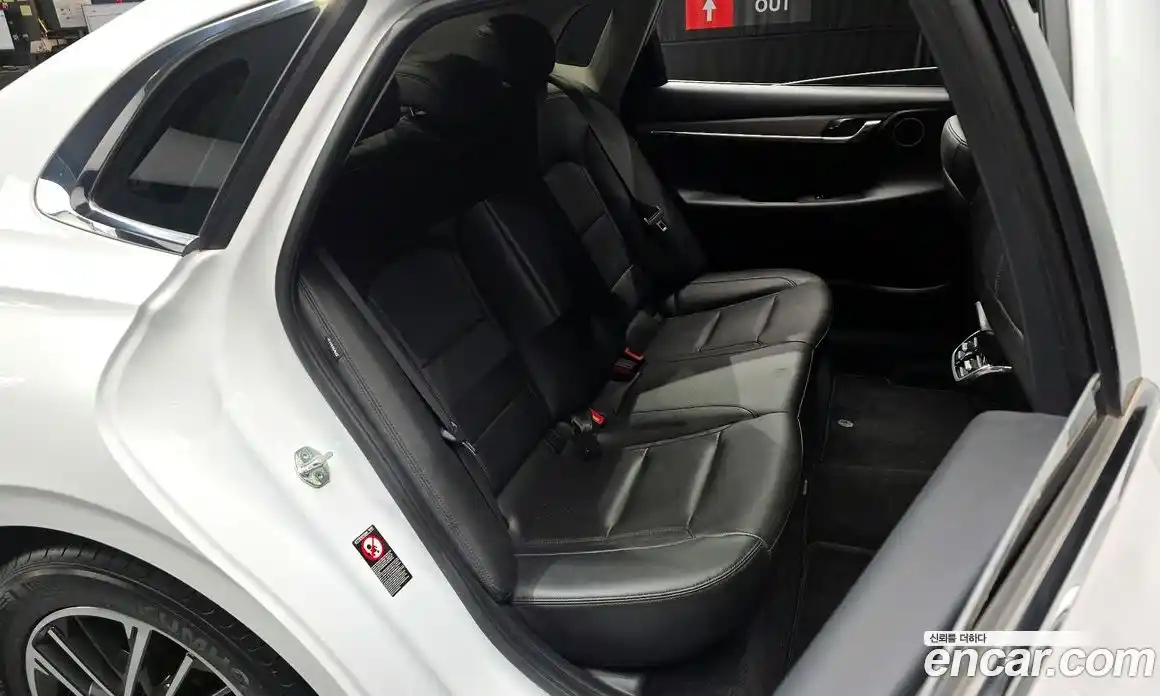 Hyundai Grandeur 2022 3.0 Автомат в Москве № 815026, фото 12