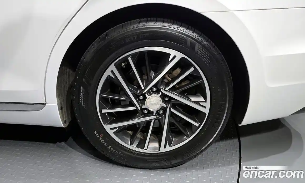 Hyundai Grandeur 2022 3.0 Автомат в Москве № 815026, фото 5