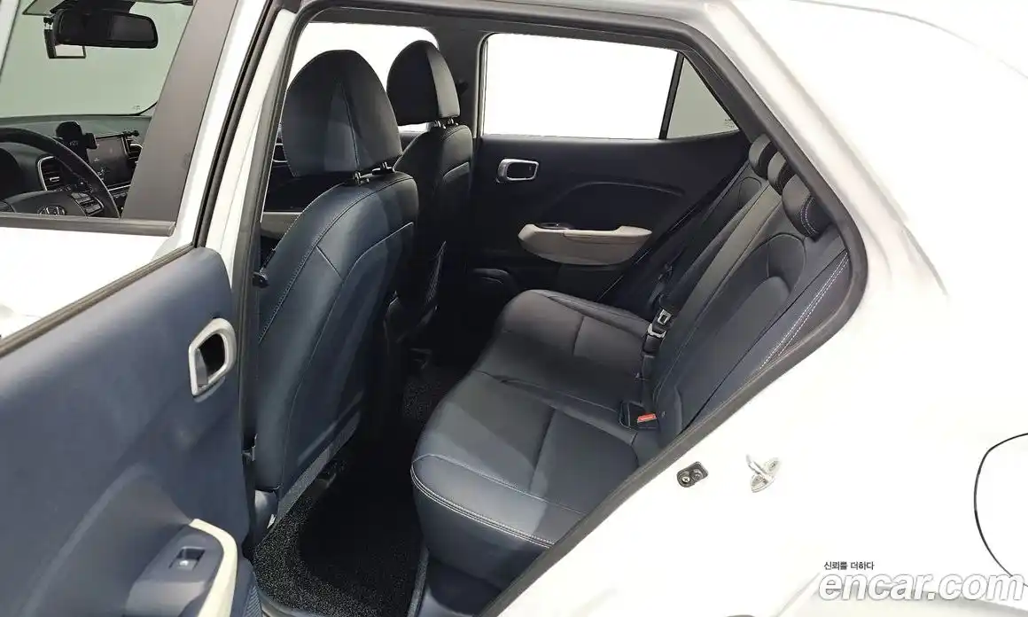 Hyundai Venue 2022 1.6 Автомат в Москве № 815059, фото 18