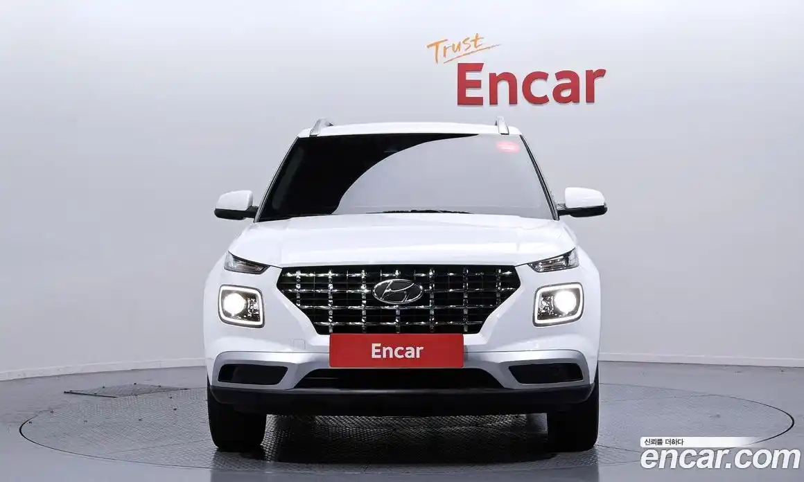 Hyundai Venue 2022 1.6 Автомат в Москве № 815059, фото 3