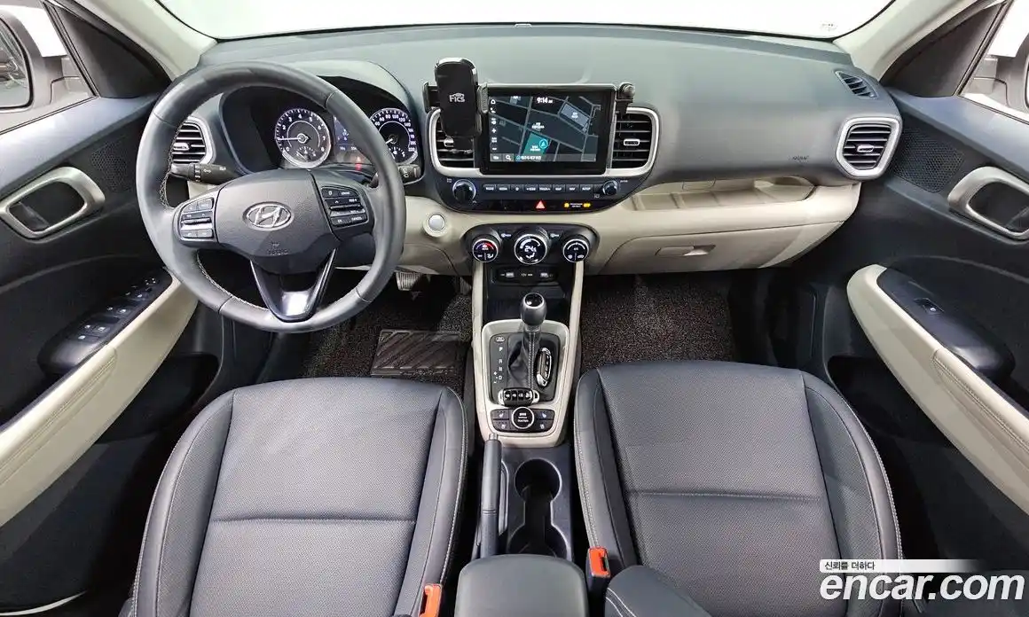 Hyundai Venue 2022 1.6 Автомат в Москве № 815059, фото 7