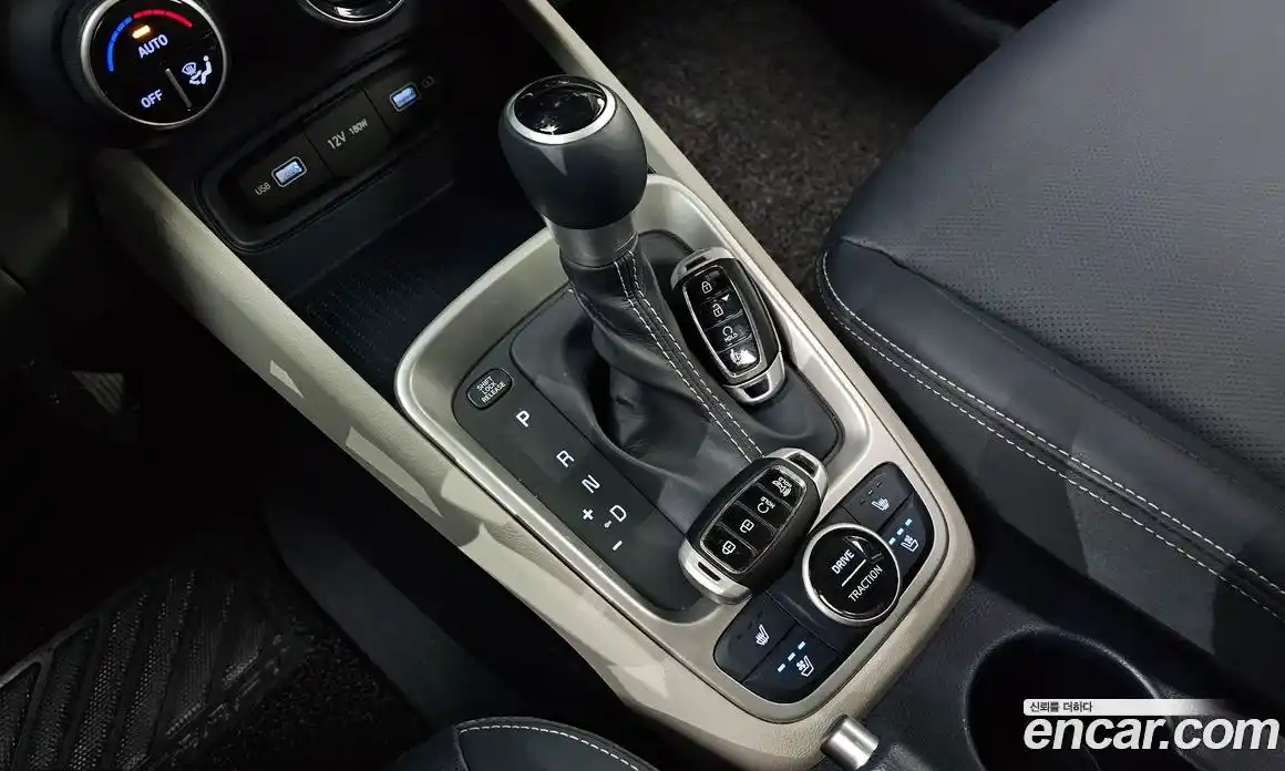 Hyundai Venue 2022 1.6 Автомат в Москве № 815059, фото 9