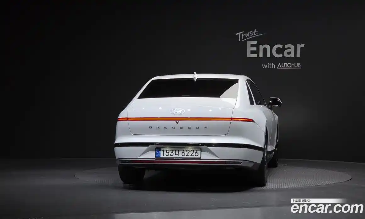 Hyundai Grandeur 2023 1.6 Автомат в Москве № 815060, фото 4