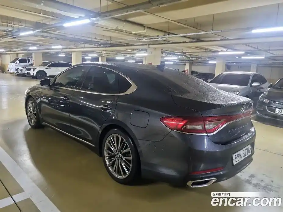 Hyundai Grandeur 2018 3.0 Автомат в Москве № 815233, фото 5