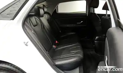 Hyundai Avante 2024 1.6 Автомат в Москве № 815319, миниатюра 12