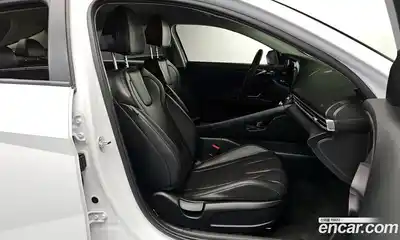 Hyundai Avante 2024 1.6 Автомат в Москве № 815319, миниатюра 10