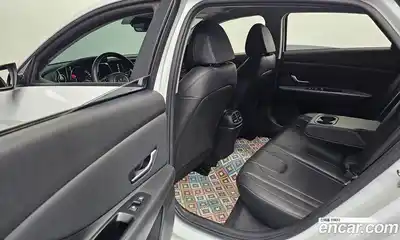 Hyundai Avante 2022 1.6 Автомат в Москве № 815329, миниатюра 11