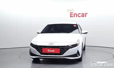 Hyundai Avante 2022 1.6 Автомат в Москве № 815329, миниатюра 3