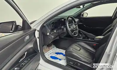 Hyundai Avante 2022 1.6 Автомат в Москве № 815329, миниатюра 10