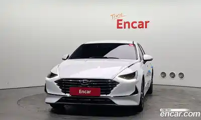 Hyundai Sonata 2021 2.0 Автомат в Москве № 815422, миниатюра 3