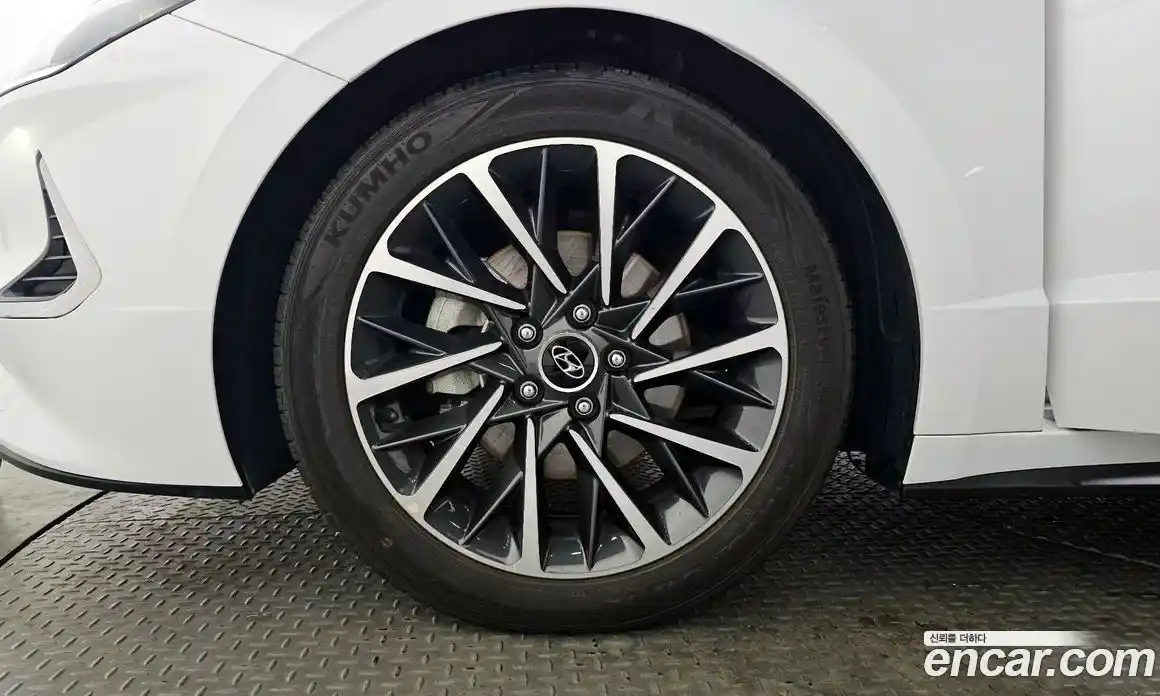 Hyundai Sonata 2021 2.0 Автомат в Москве № 815422, фото 5