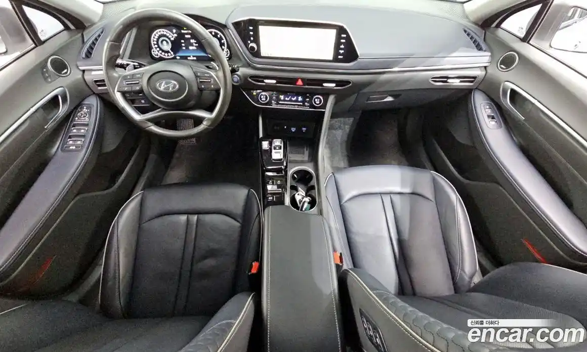 Hyundai Sonata 2021 2.0 Автомат в Москве № 815422, фото 7