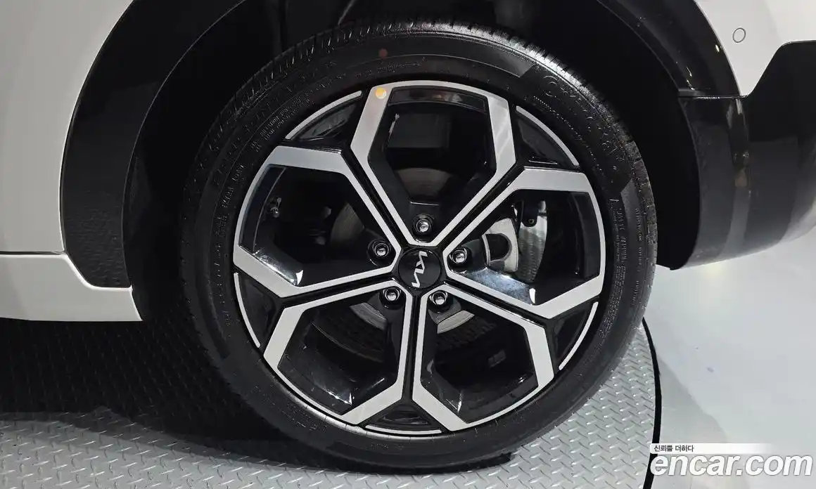 Kia Niro 2025 1.6 Автомат в Москве № 815540, фото 5