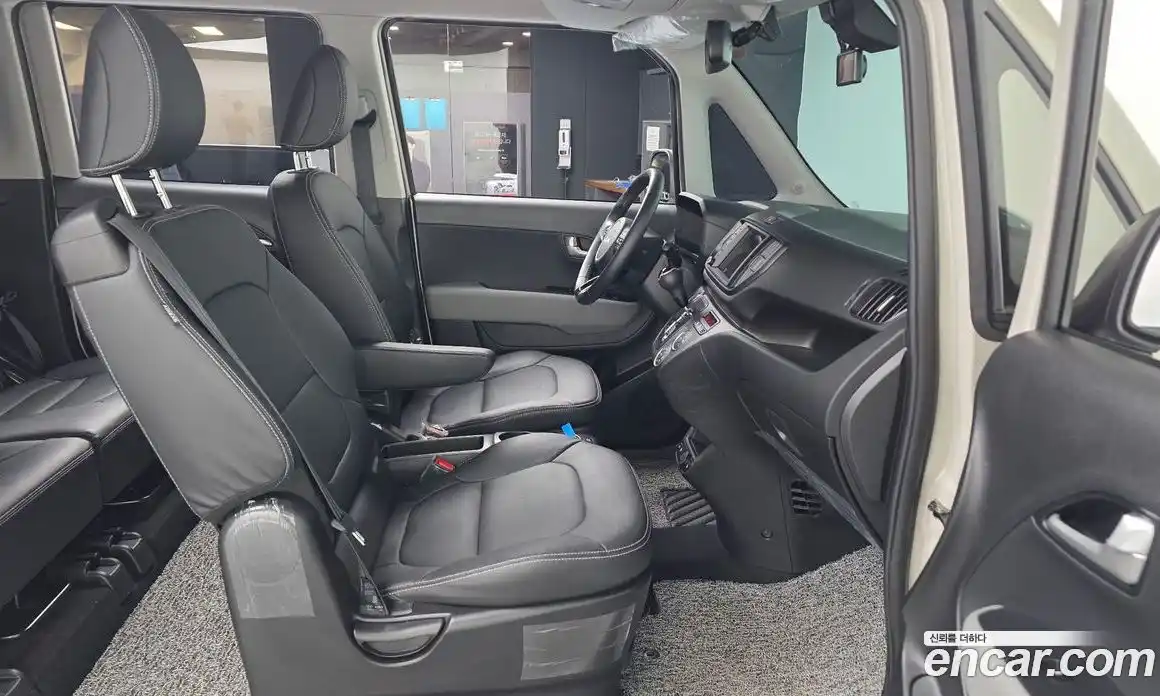 Kia Ray 2024 1.0 Автомат в Москве № 815691, фото 11