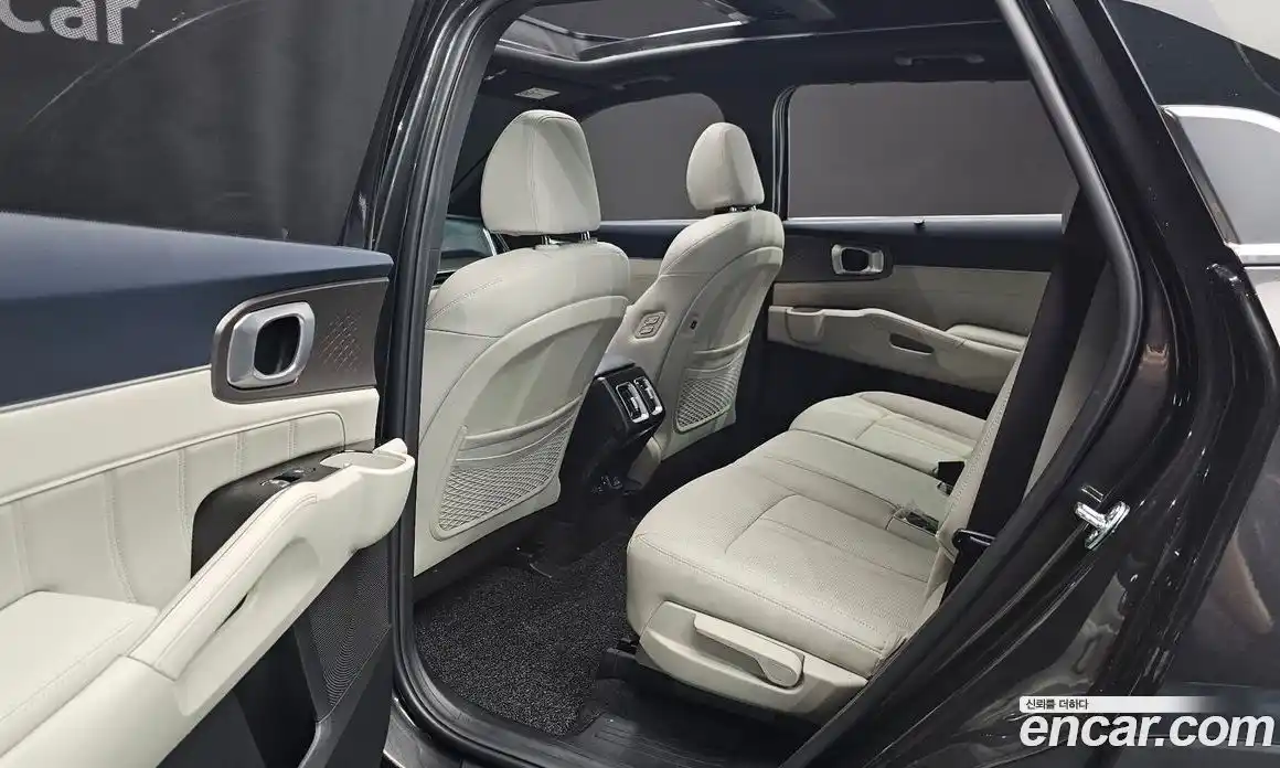 Kia Sorento 2025 1.6 Автомат в Москве № 815710, фото 12