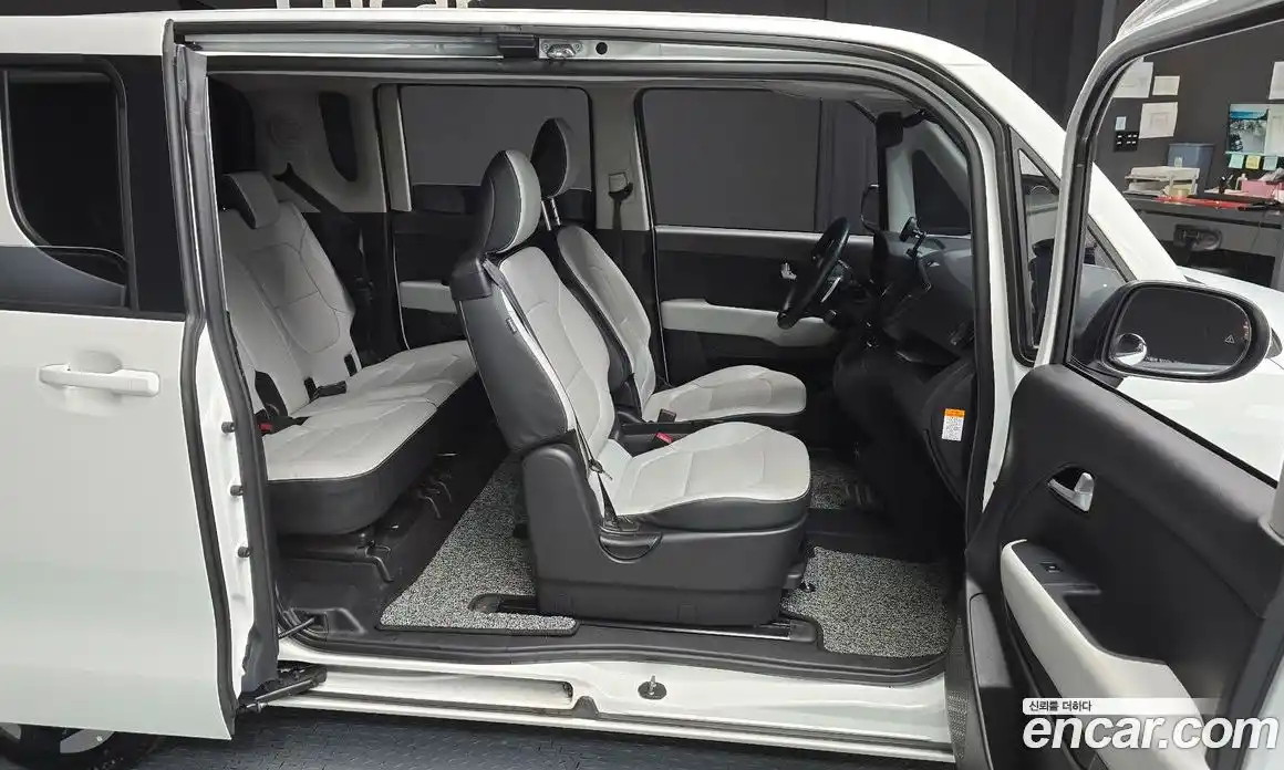 Kia Ray 2024 0.1 Автомат в Москве № 815731, фото 12