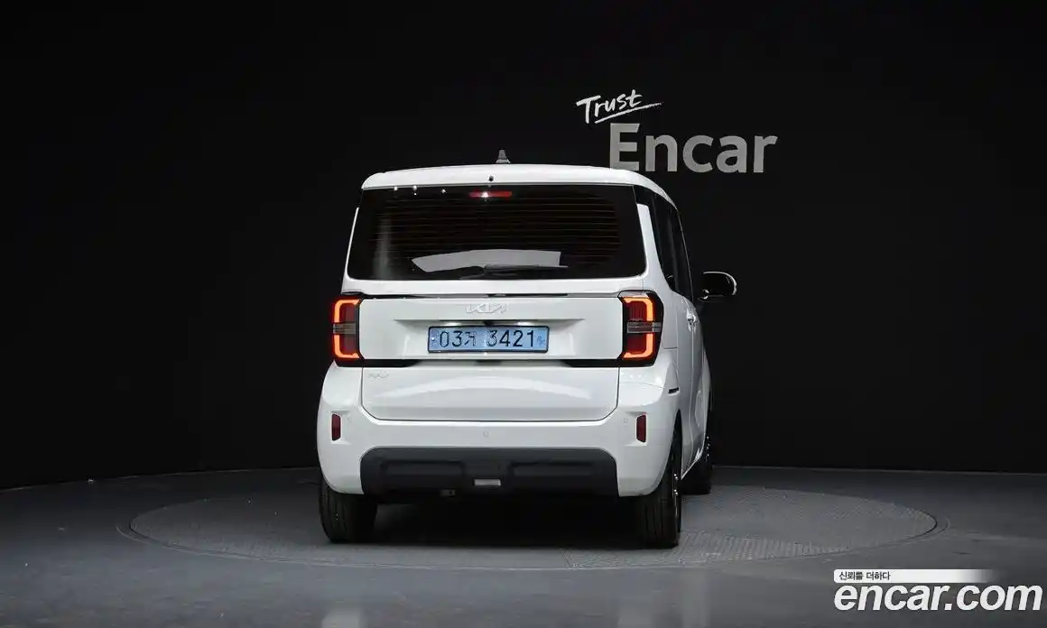 Kia Ray 2024 0.1 Автомат в Москве № 815731, фото 4