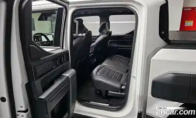 Kia Tasman 2025 2.5 гидро в Москве № 815892, миниатюра 11