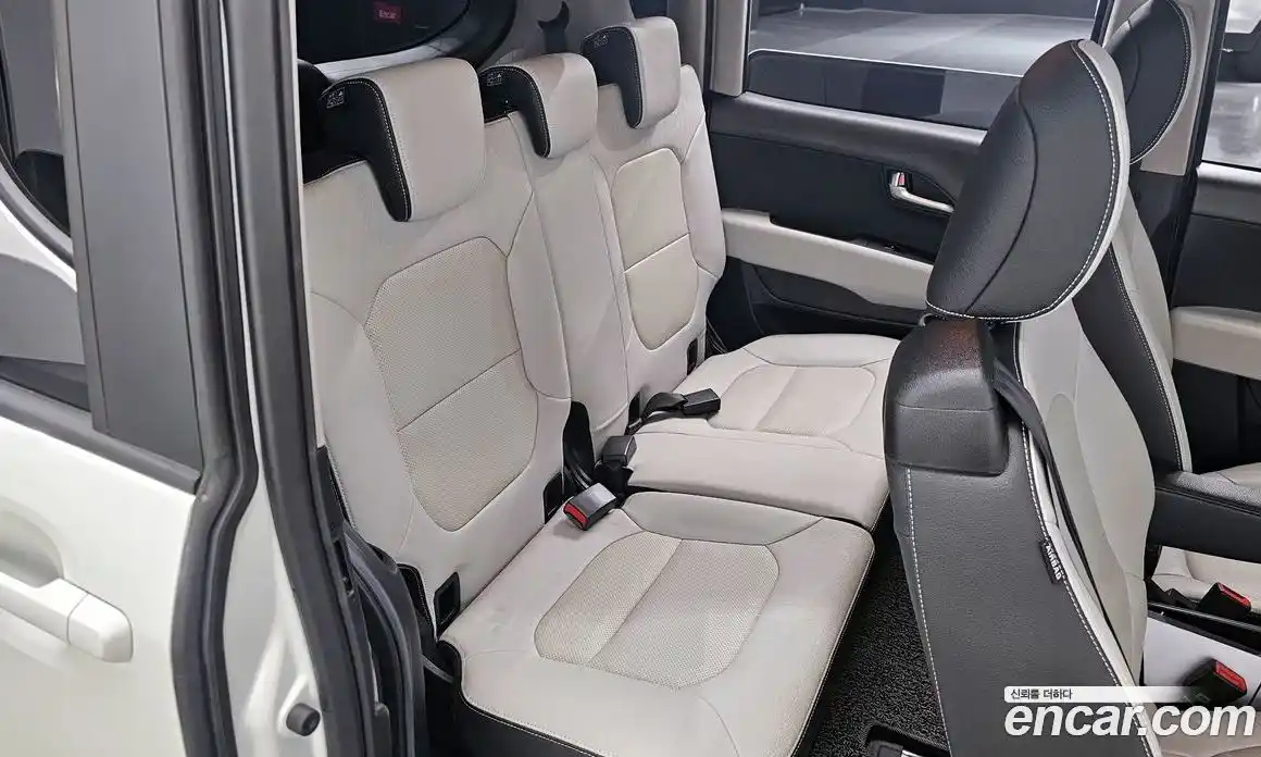 Kia Ray 2023 1.0 Автомат в Москве № 816046, фото 12