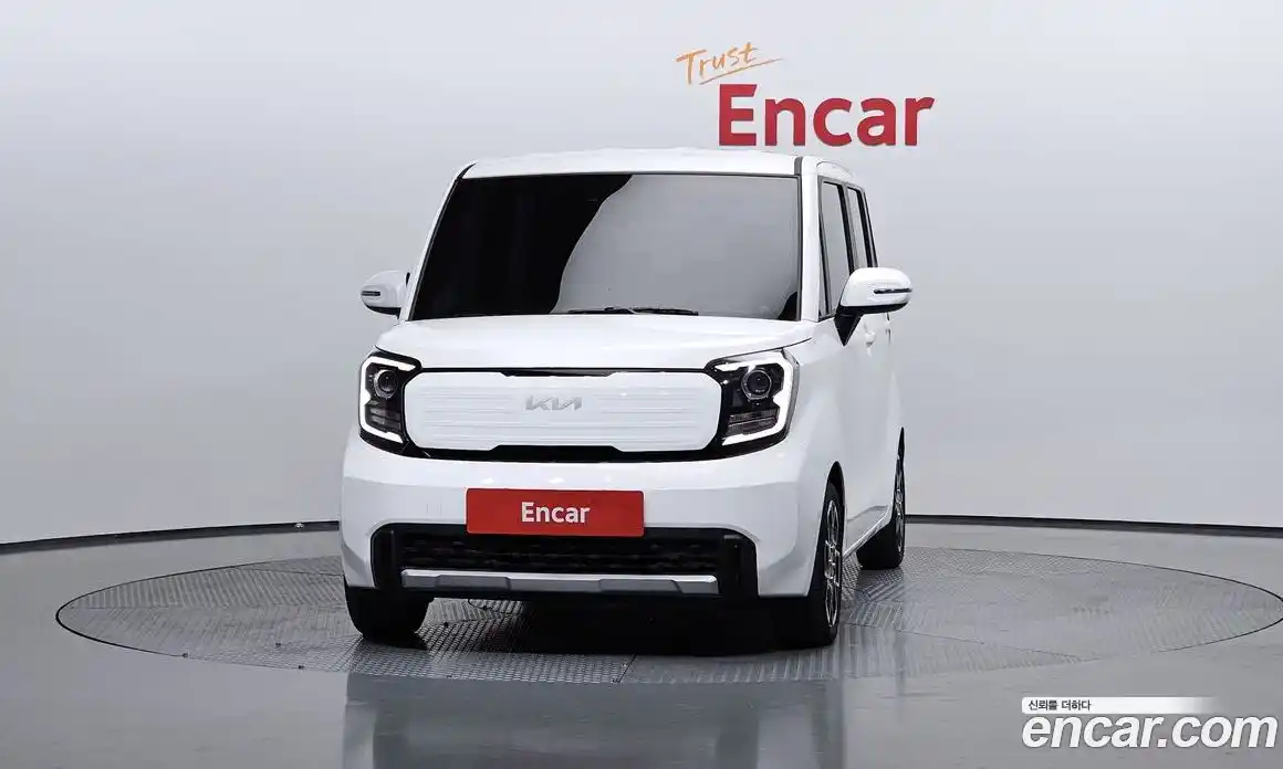 Kia Ray 2023 1.0 Автомат в Москве № 816046, фото 3