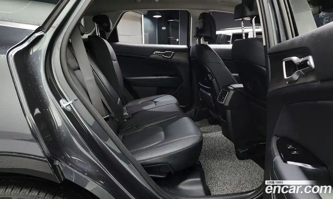 Kia Sportage 2023 1.6 Автомат в Москве № 816308, фото 11