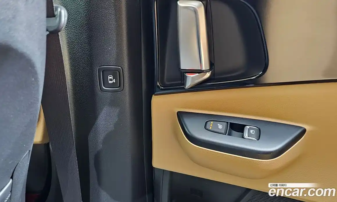 Kia Canival 2022 2.2 Автомат в Москве № 816355, фото 19