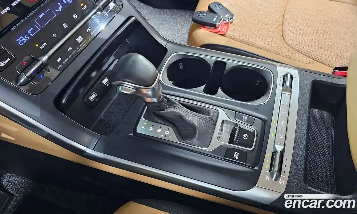 Kia Canival 2022 2.2 Автомат в Москве № 816355, фото 9