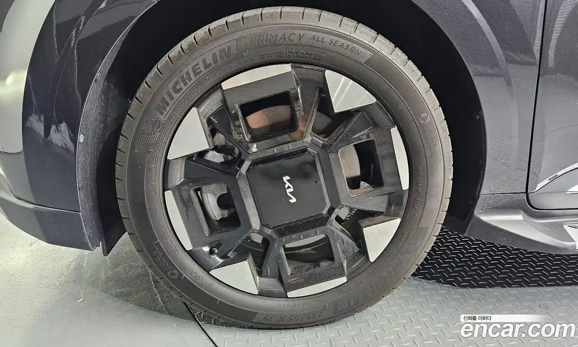 Kia Canival 2023 2.2 Автомат в Москве № 816402, фото 5