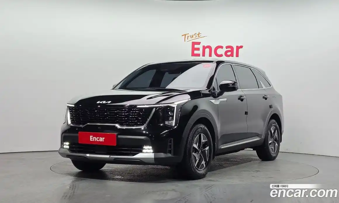 Kia Sorento 2023 1.6 Автомат в Москве № 816453, фото 1