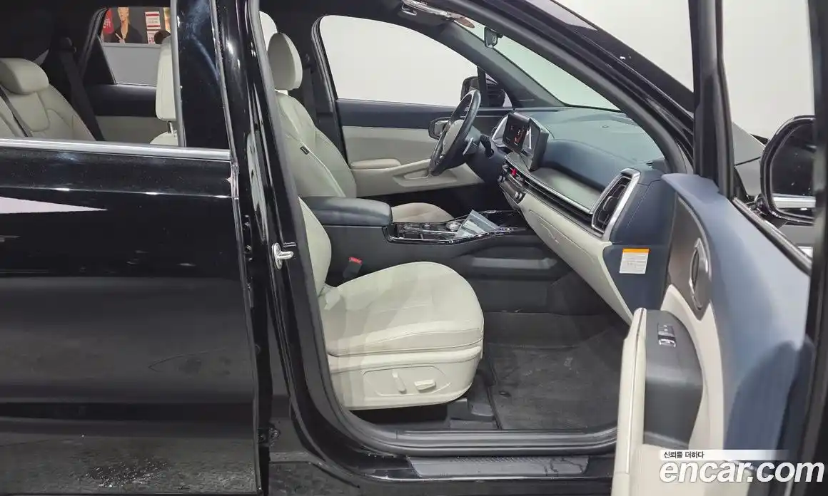 Kia Sorento 2023 1.6 Автомат в Москве № 816453, фото 11