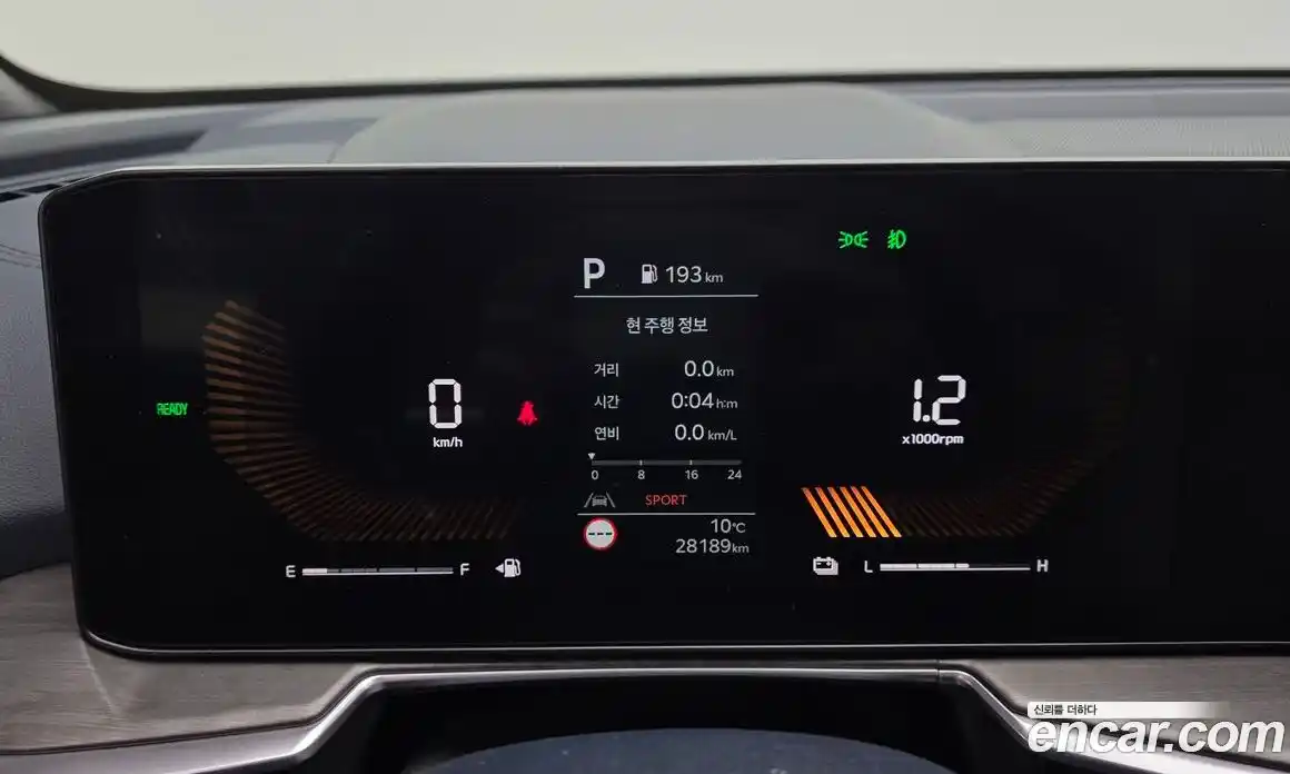 Kia Sorento 2023 1.6 Автомат в Москве № 816453, фото 8