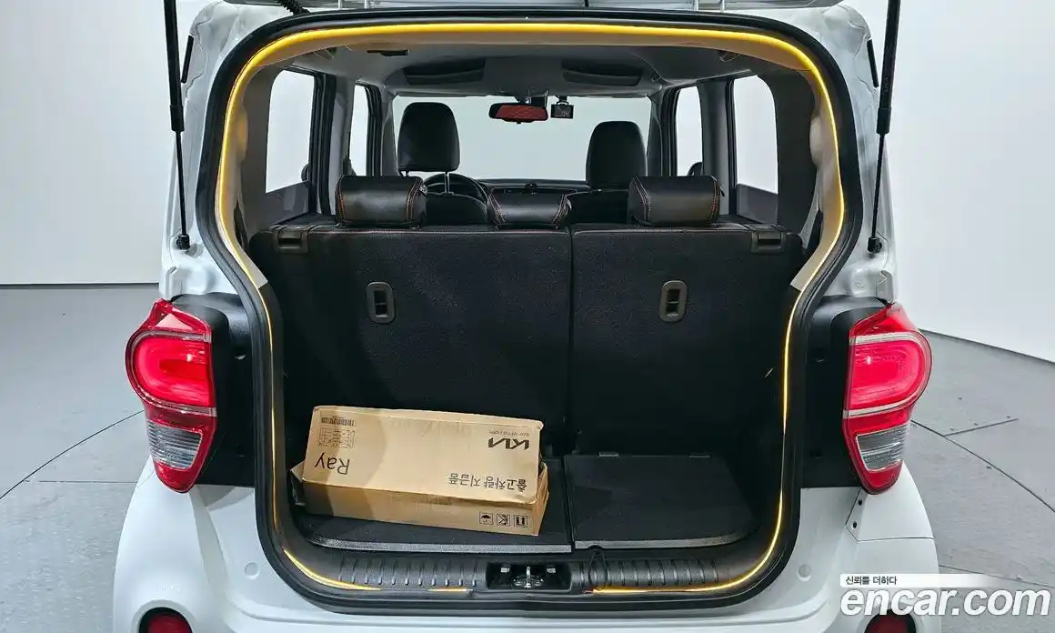 Kia Ray 2022 1.0 Автомат в Москве № 816507, фото 20