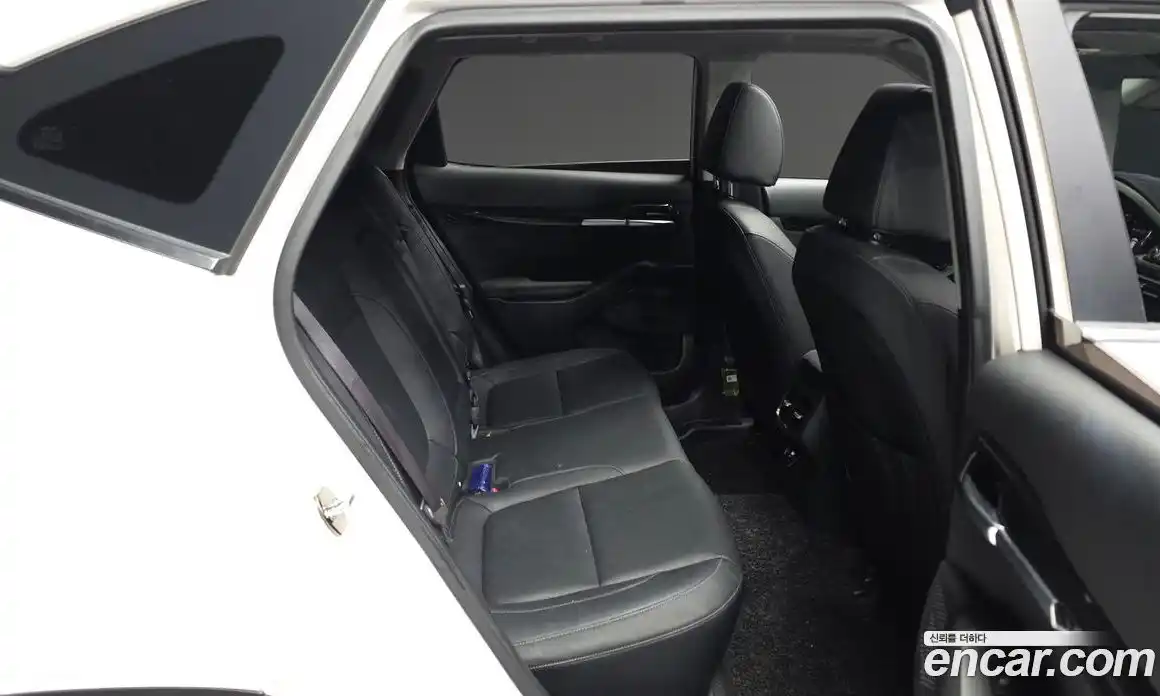 Kia Seltos 2022 1.6 Автомат в Москве № 816616, фото 12