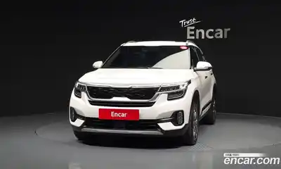 Kia Seltos 2022 1.6 Автомат в Москве № 816616, миниатюра 3