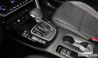 Kia Seltos 2022 1.6 Автомат в Москве № 816616, миниатюра 9