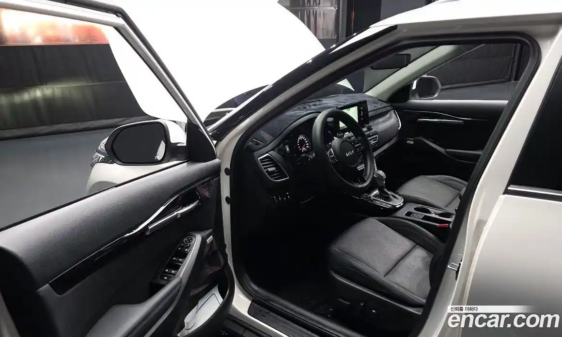 Kia Seltos 2022 1.6 Автомат в Москве № 816616, фото 10