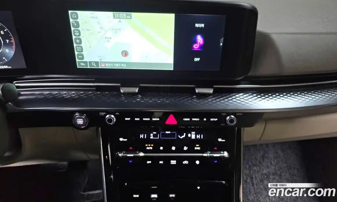 Kia Canival 2022 3.5 Автомат в Москве № 816665, фото 14