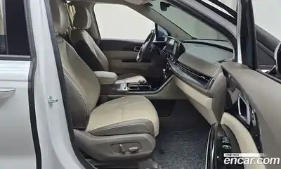 Kia Canival 2022 3.5 Автомат в Москве № 816665, миниатюра 10