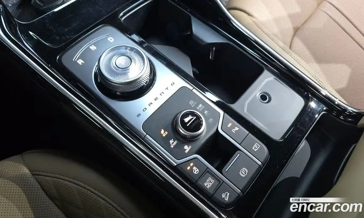 Kia Sorento 2023 1.6 гидро в Москве № 816683, фото 9