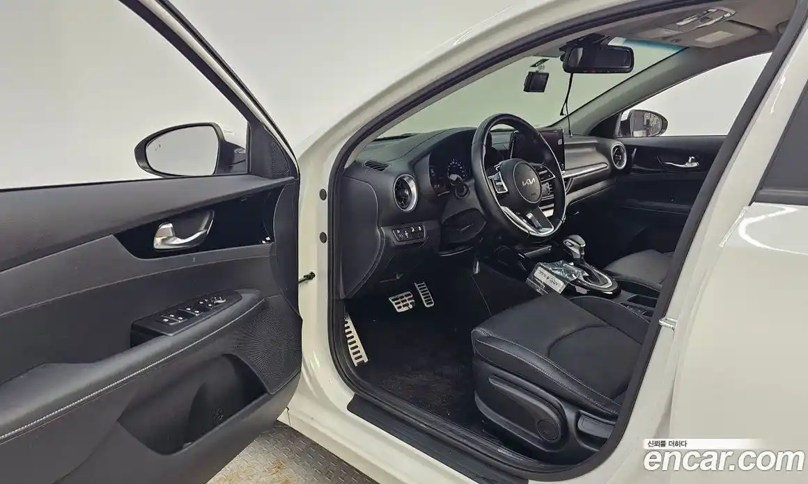 Kia K3 2023 1.6 Автомат в Москве № 816786, фото 10