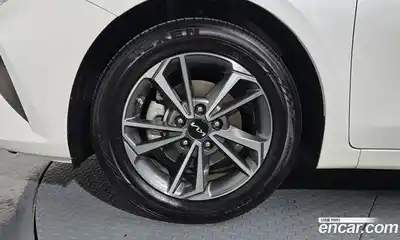 Kia K3 2023 1.6 Автомат в Москве № 817091, миниатюра 5