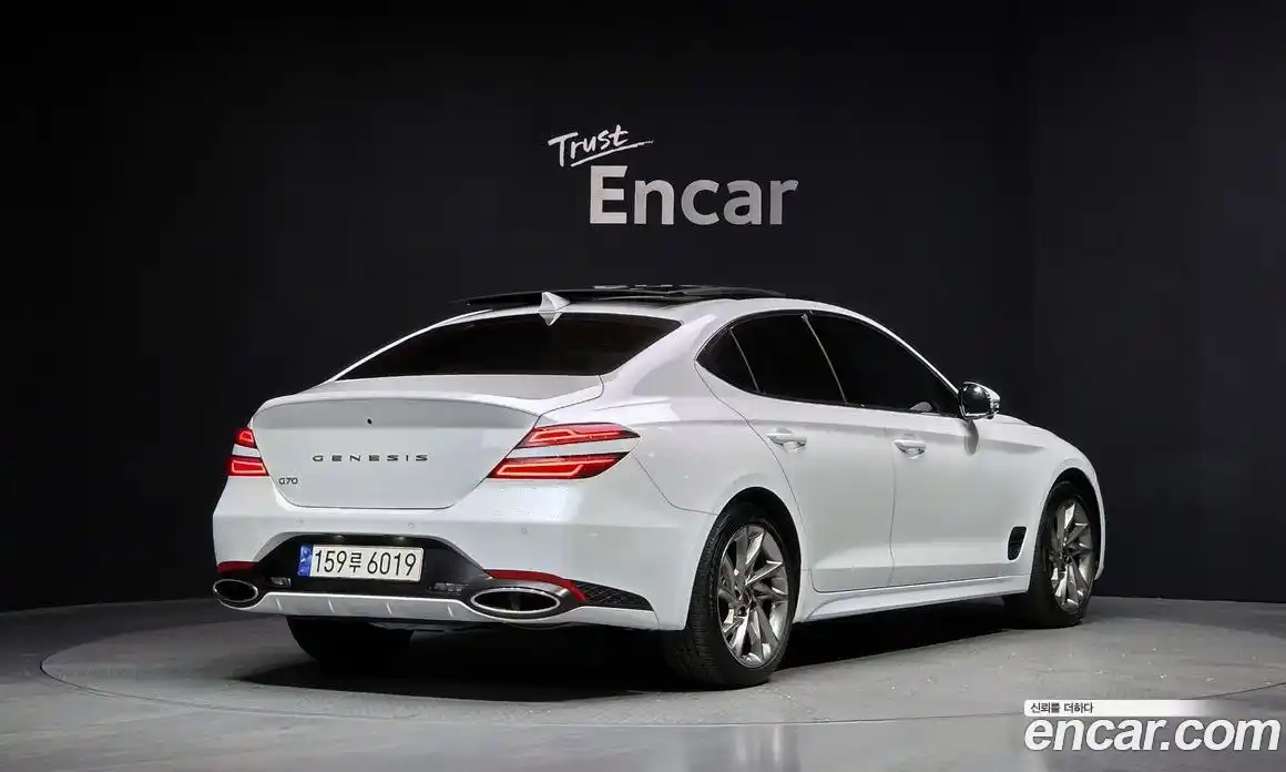 Genesis G70 2024 2.5 Автомат в Москве № 817146, фото 2