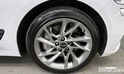 Genesis G70 2024 2.5 Автомат в Москве № 817146, миниатюра 5