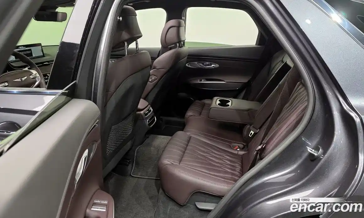 Genesis GV70 2021 2.5 Автомат в Москве № 817187, фото 20