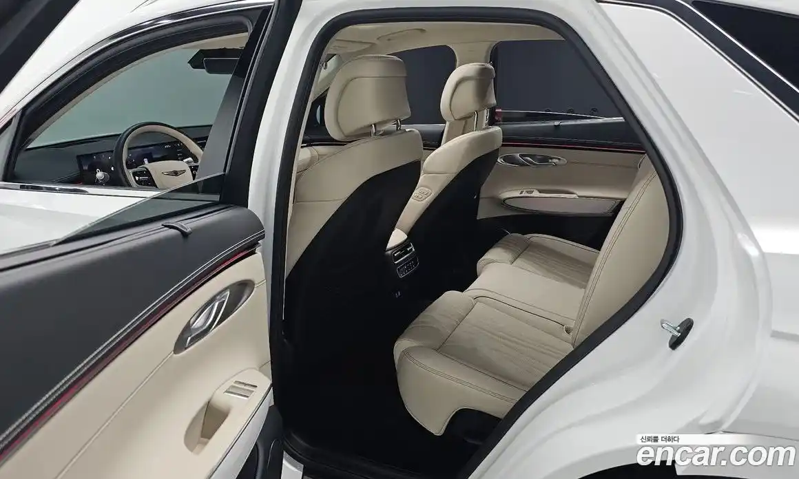 Genesis GV70 2024 2.5 Автомат в Москве № 817219, фото 12