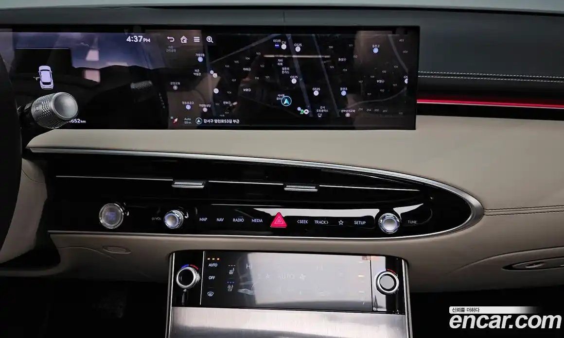 Genesis GV70 2024 2.5 Автомат в Москве № 817219, фото 14