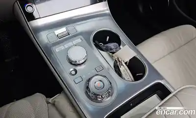 Genesis GV70 2024 2.5 Автомат в Москве № 817219, миниатюра 9