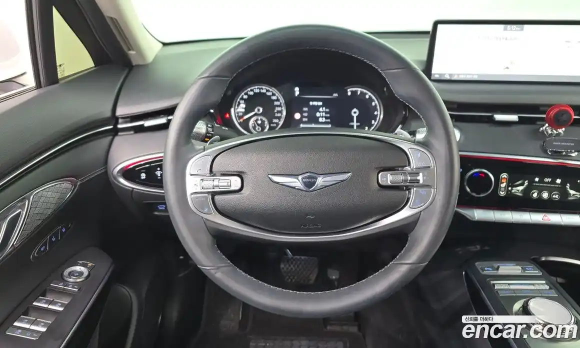 Genesis GV70 2022 2.5 Автомат в Москве № 817275, фото 13