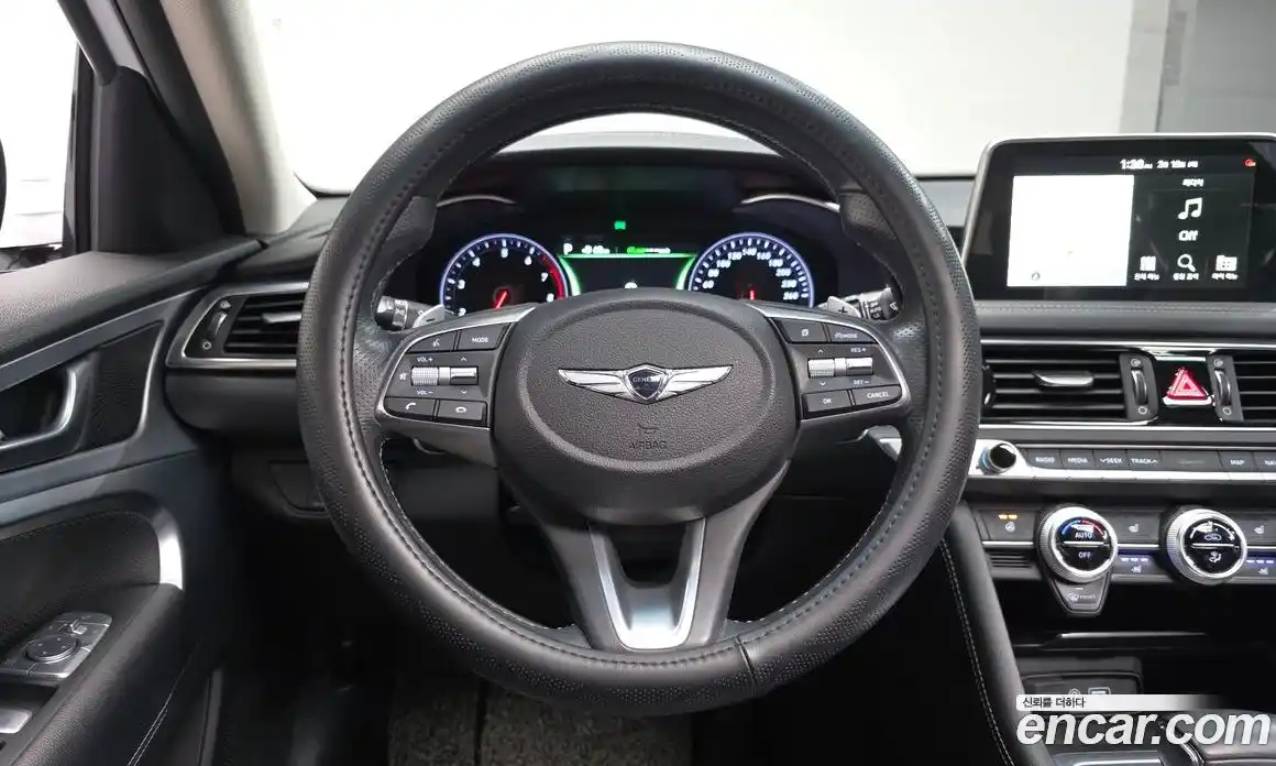 Genesis G70 2018 2.0 Автомат в Москве № 817357, фото 13