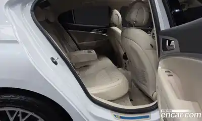 Genesis G70 2022 2.0 Автомат в Москве № 817360, миниатюра 12